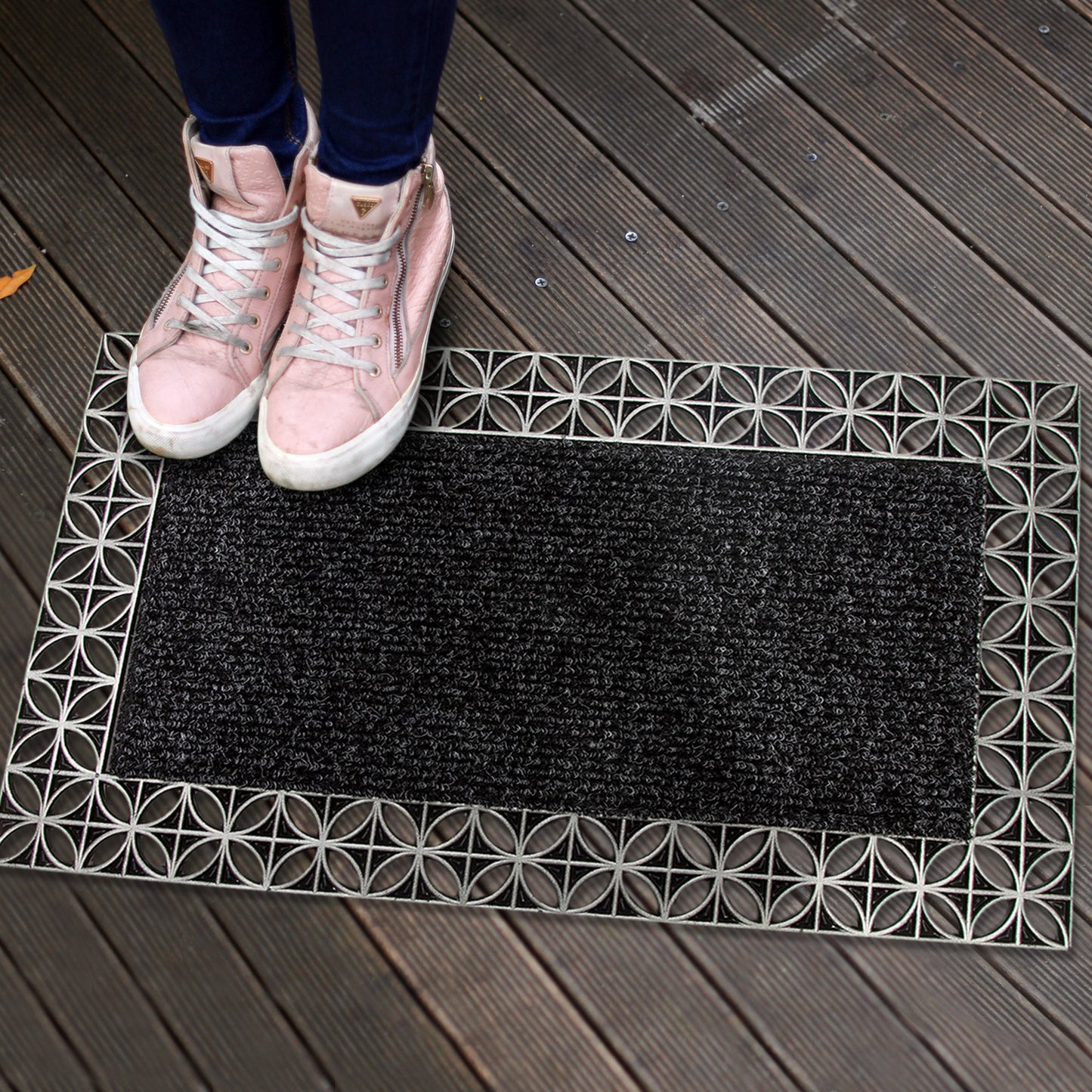Rubber Tray Mat with Polypropylene Mat - Sanitisation Purpose and Absorbing Water - OnlyMat