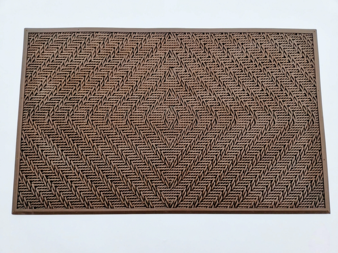 
                      
                        OnlyMat Interlocking Rope Pattern Metallic Rubber Mat
                      
                    