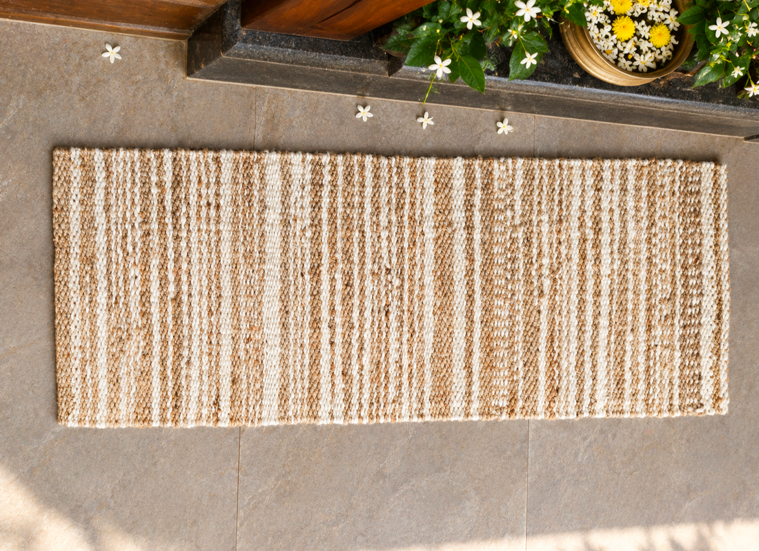 OnlyMat Shades of Life Natural Jute Rug
