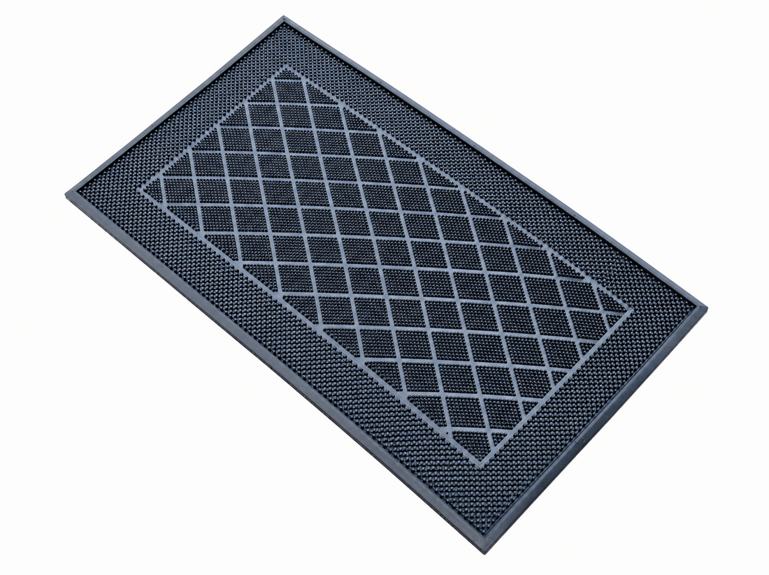 
                      
                        OnlyMat Diamond Trellis Rubber Pin Doormat - 45 × 75 cm
                      
                    